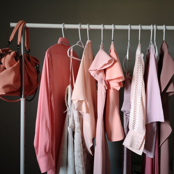 Le Château Stripe Salmon Pink men's tie - Picture 9 of 9